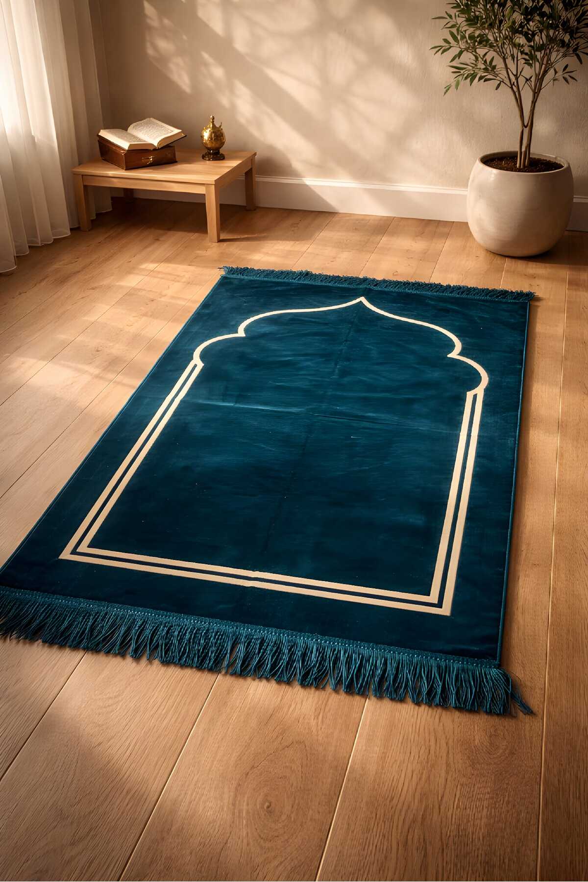 Sade Az Desenli Kadife Seccade Namazlık Sık Dokuma Dodya İplik Göz Yormayan Desen Seccade — görsel 2