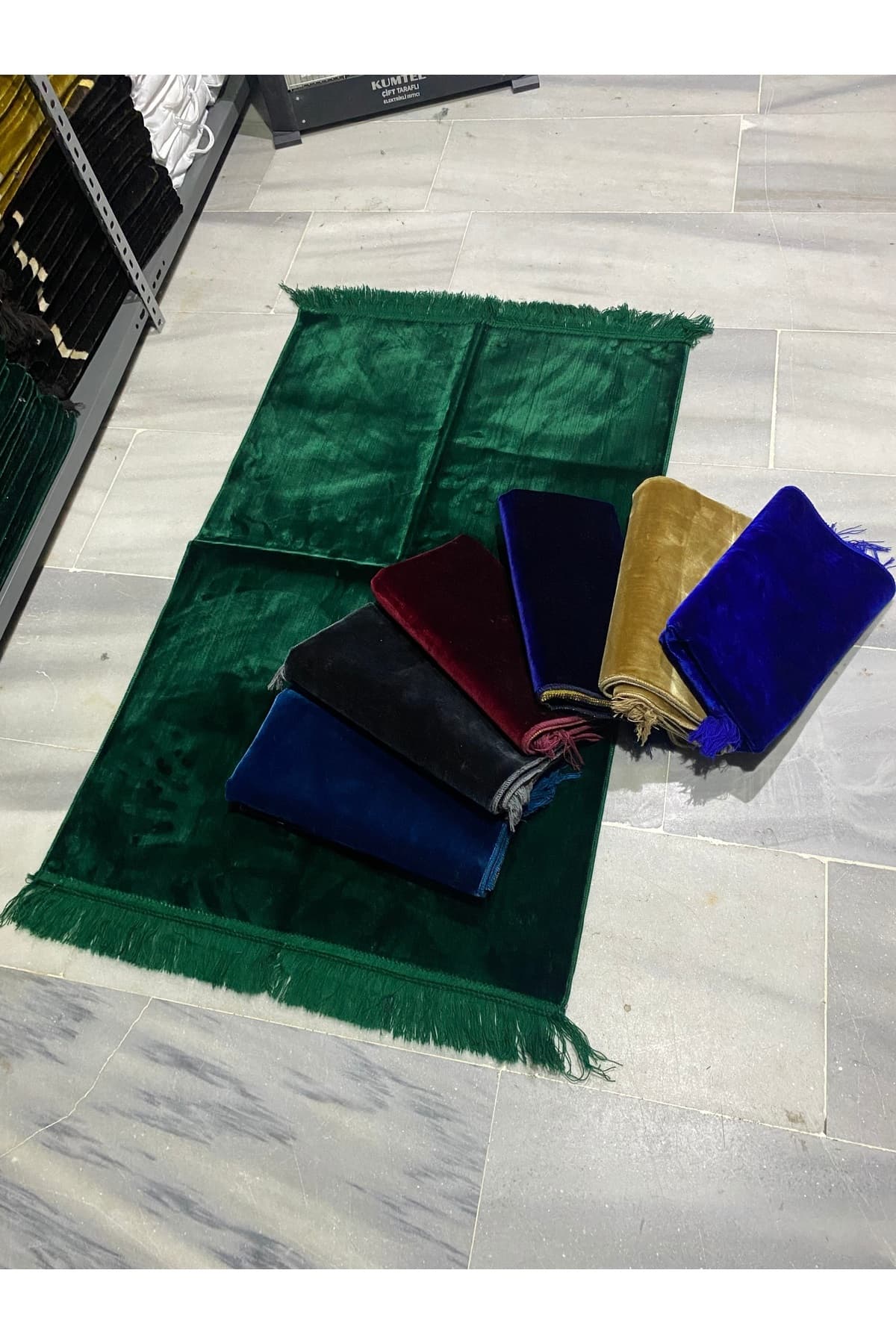 Sade desensiz Kadife Seccade Namazlık Sık Dokuma Dodya İplik Göz Yormayan Desen — görsel 1